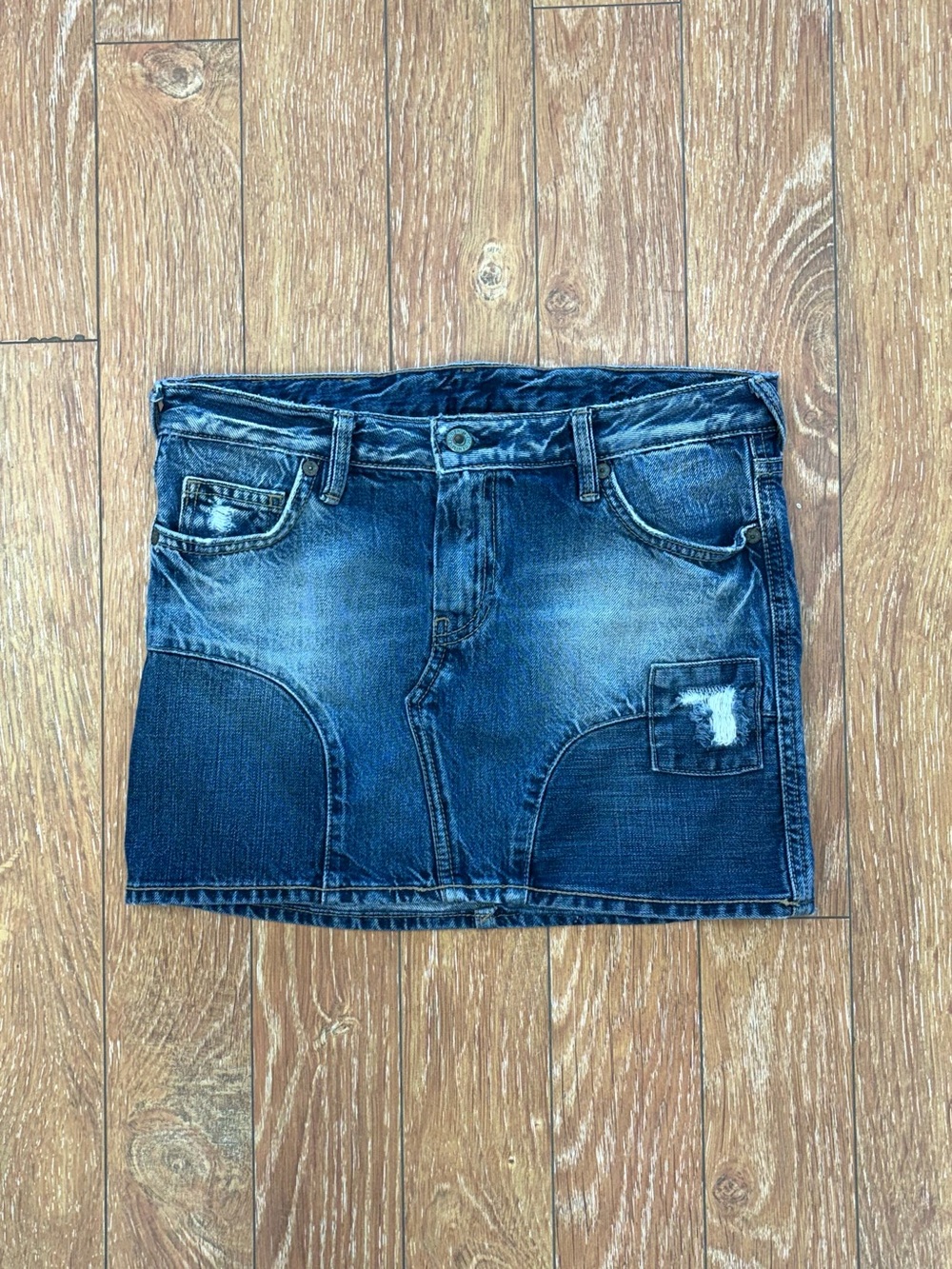 Le Temps des Cerises Y2K-Style Blue Washed Denim Mini Skirt - Sz 27